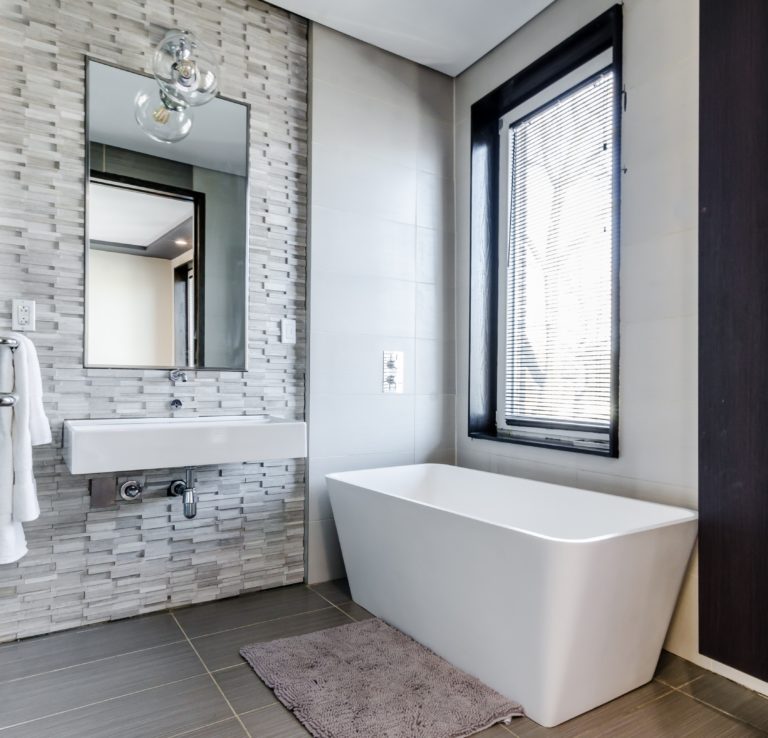 Four Reasons To Get A Professional Build Your Bedroom En Suite Four Reasons To Get A Professional Build Your Bedroom En Suite